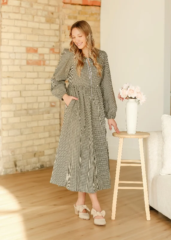 women's mini dressesLong Sleeve Gingham Tie Detail Maxi Dress