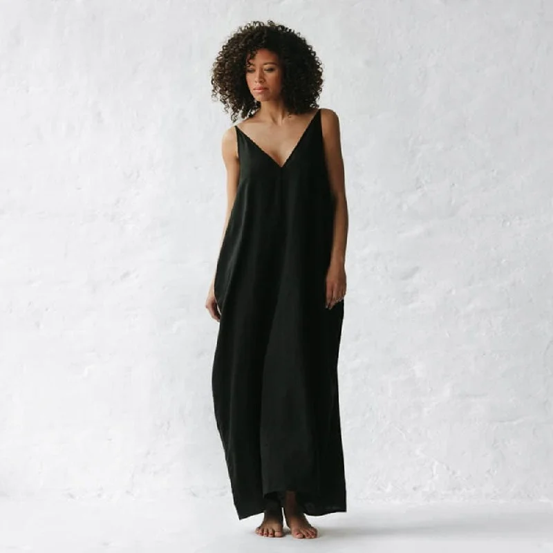 women's tall dressesSeaside Tones Nanami Maxi Dress - Black