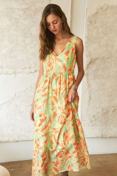 Fit-And-Flare DressADORA Abstract Floral V-Neck Maxi Dress