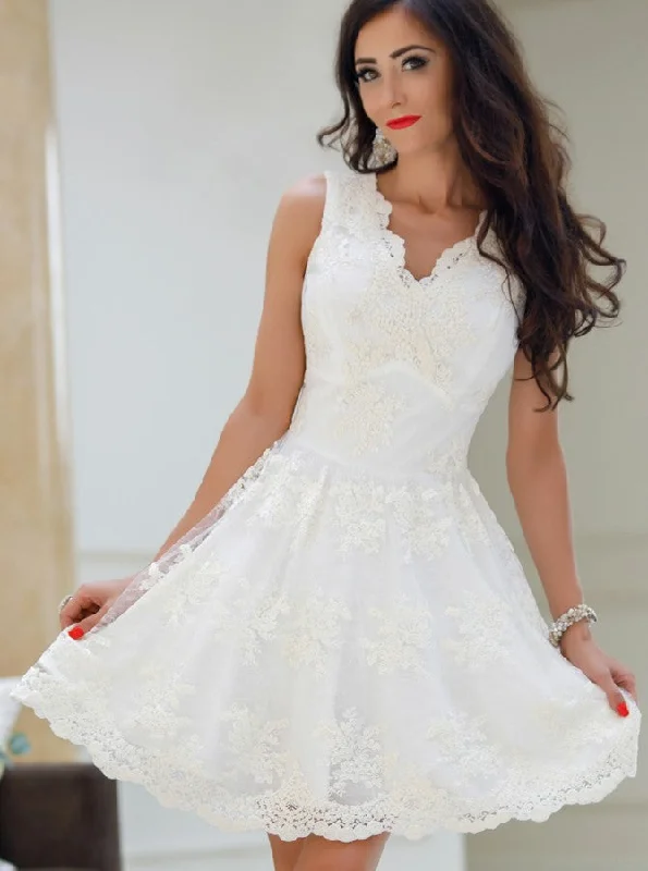 Skater DressA-Line V-Neck Little White Tulle Homecoming Dress With Appliques OP234