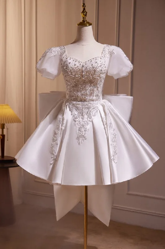 Wedding DressLuxury Short Sleeves Beading Homecoming Dress with Bowknot