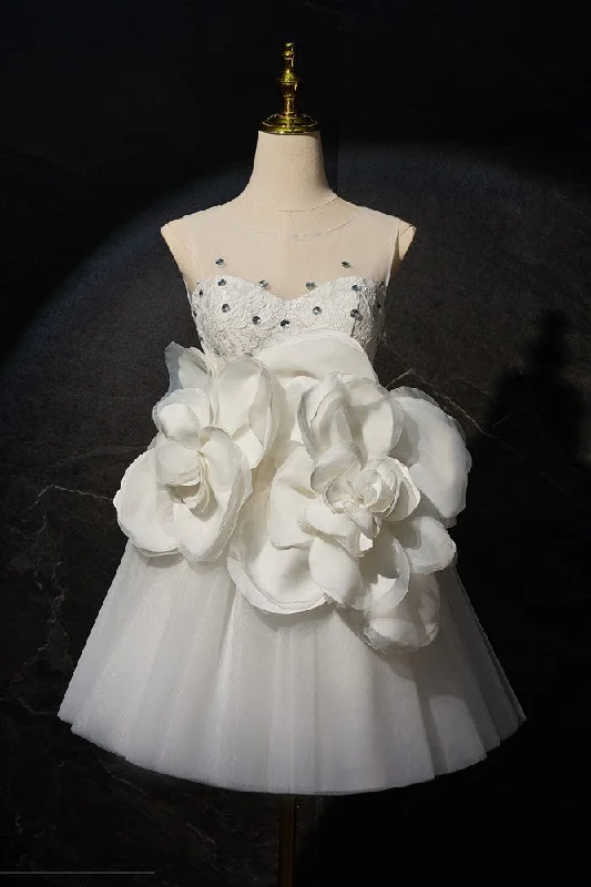 Zipper DressNew Arrival Ivory Sleeveless Homecoming Dresses with Flower Appliques