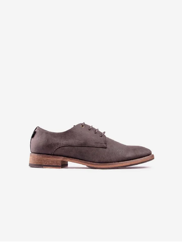 Oatmeal Men's Vegan Leather Derby Shoes | Brown