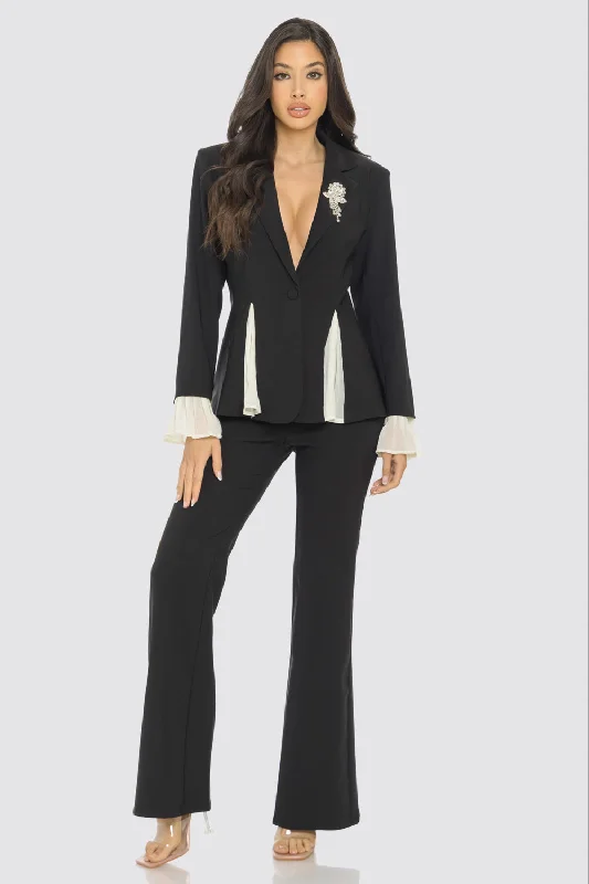 women's mini pantsPleated Contrast Inset Blazer Pant Set